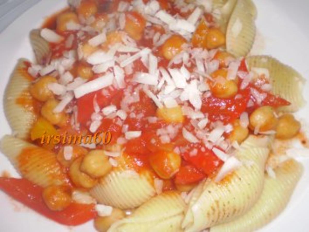 Tomatensoße mit Kichererbsen - Rezept
