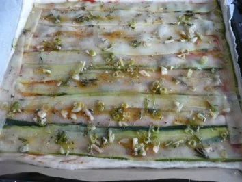 TARTE/PIZZA:GEMÜSE-FISCH & Minipizzen - Rezept - Bild Nr. 4