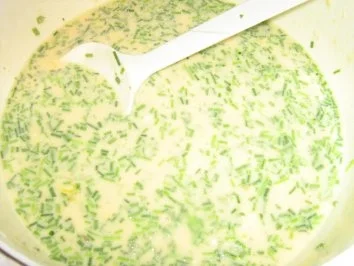 Kräuter - Pfannkuchenröllchen mit frischem Rahmspinat gefüllt - Rezept - Bild Nr. 3