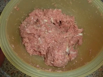 Hackbällchen in Paprika-Tomatensoße - Rezept - Bild Nr. 2