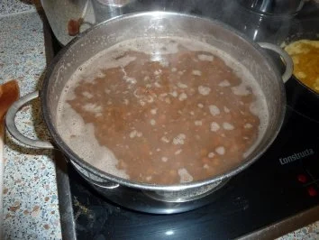 Rezept: Linsen mit Kasseler Kamm und Nudeln Bild Nr. 2 Linsen mit Kasseler Kamm und Nudeln - Rezept - Bild Nr. 2