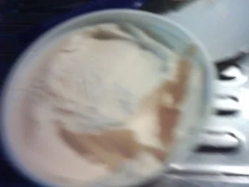 Rezept: Sahnetorte mit Preiselbeeren--- Bild Nr. 3 Sahnetorte mit Preiselbeeren--- - Rezept - Bild Nr. 3