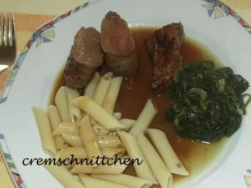 Rezept: Hirschfilets in Pflaumensoße Hirschfilets in Pflaumensoße - Rezept