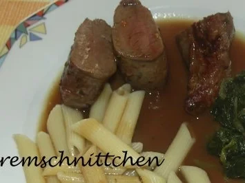 Rezept: Hirschfilets in Pflaumensoße Bild Nr. 2 Hirschfilets in Pflaumensoße - Rezept - Bild Nr. 2