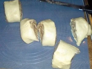 Kuchen - Rosenkuchen - Rezept - Bild Nr. 5