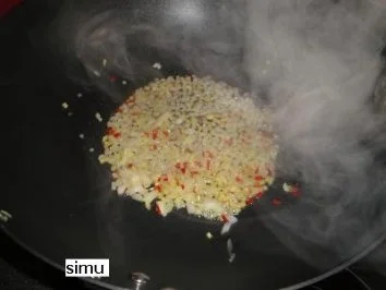 Rezept: Nudeln an Tomaten-Kokossauce Bild Nr. 2 Nudeln an Tomaten-Kokossauce - Rezept - Bild Nr. 2