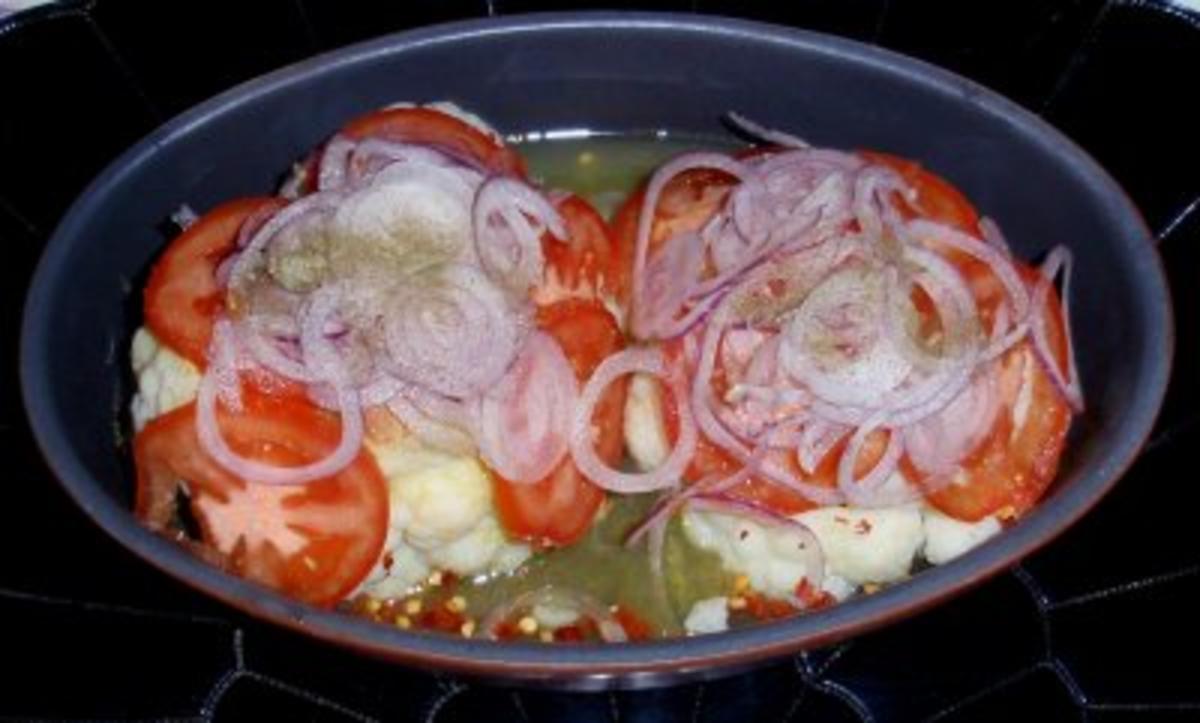 Blumenkohl mit Tomaten-Zwiebelhaube und Filetmedaillons - Rezept - Bild Nr. 5