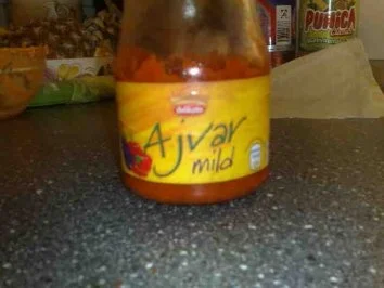 Blätterteig mit Mozzararella-Ajvar Füllung / Keine STERNEN vergeben bitte!!! - Rezept - Bild Nr. 4