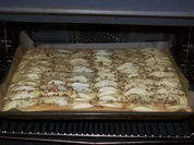 Apfelkuchen mit Walnusskrokant - Rezept