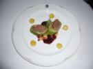Rehrücken im Kohlblatt mit Apfel-Preiselbeerkompott - Rezept