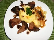 Leber mit Apfelzwiebeln - Rezept