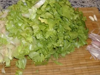 Rinderfilet mit Endiviengemüse und grüner Pfeffersauce - Rezept - Bild Nr. 2