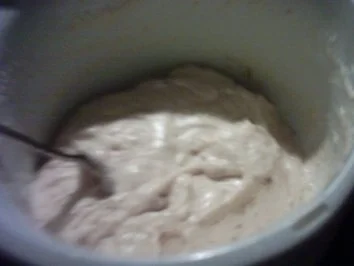 Rezept: Frankfurter Kranz aus Gugelhupfform Bild Nr. 2 Frankfurter Kranz aus Gugelhupfform - Rezept - Bild Nr. 2