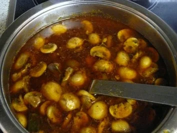 Rezept: Gulasch-Champignonsuppe Bild Nr. 2 Gulasch-Champignonsuppe - Rezept - Bild Nr. 2