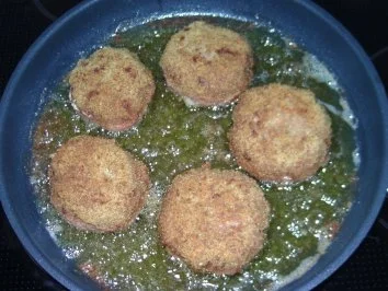 Rezept: Meine Lieblingsfrikadellen Bild Nr. 2 Meine Lieblingsfrikadellen - Rezept - Bild Nr. 2