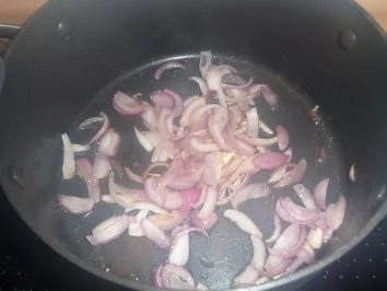 Rumpsteak mit Zwiebelhaube auf Champignons ..... - Rezept - Bild Nr. 6