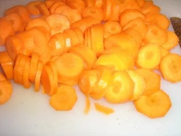 Hähnchenschenkel mit Ingwer-Möhren - Rezept - Bild Nr. 4