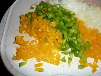 Fl/Schwein: Würstchen in Tomaten-Gemüsesoße - Rezept - Bild Nr. 4