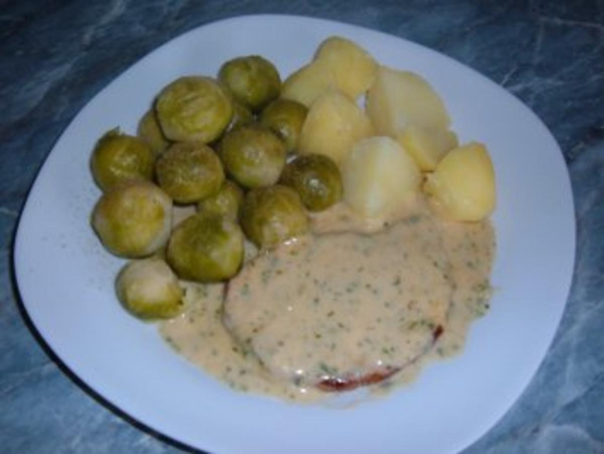 Fleisch : Kasseler -Minutensteaks mit Rosenkohl - Rezept Eingereicht
von SCHNEEROSE