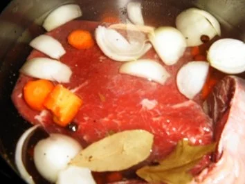 Rezept: Meerretichsoße mit Rindfleisch Bild Nr. 3 Meerretichsoße mit Rindfleisch - Rezept - Bild Nr. 3