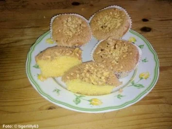 Rezept: Makronen-Törtchen Bild Nr. 3 Makronen-Törtchen - Rezept - Bild Nr. 3