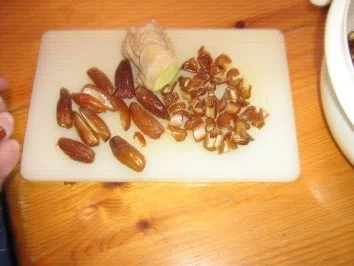 Kirschtarte mit Datteln und Walnüssen - Rezept - Bild Nr. 3