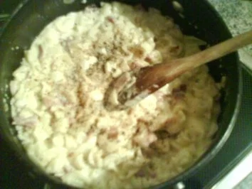 Nudeln in Schinken-Zwiebel-Käsesoße - Rezept - Bild Nr. 9