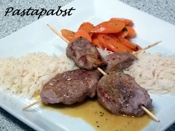 Schweinefiletspieß mit Orangensauce - Rezept