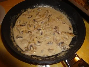 Pilzspätzle mit einer Champignonssoße - Rezept - Bild Nr. 2