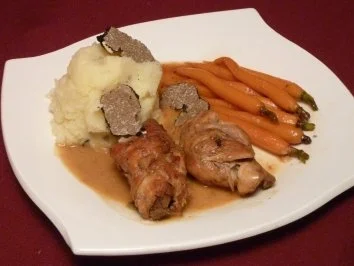 Vanille-Kaninchen mit getrüffeltem Kartoffelpüree und karamellisierten Möhren - Rezept