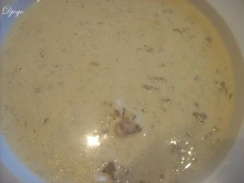Rezept: Käsesuppe mit Lauch/Porree und Hackfleisch Käsesuppe mit Lauch/Porree und Hackfleisch - Rezept