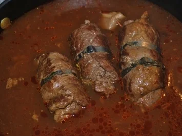 Rinderrouladen mit Champignonfülle - Rezept