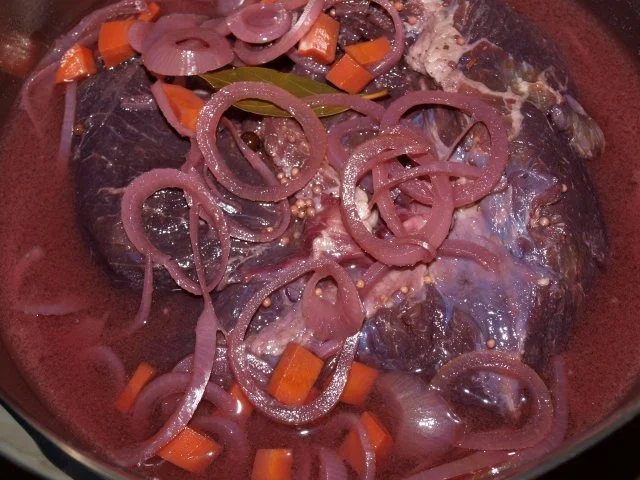 Rezept: Sauerbraten nach rheinischer Art Bild Nr. 3 Sauerbraten nach rheinischer Art - Rezept - Bild Nr. 3