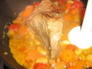 Rinderschmorbraten mit Bandnudeln und Wintergemüse - Rezept - Bild Nr. 5