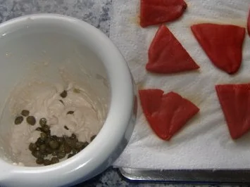 Spanische Paprikaschoten mit Thunfisch-Frischkäsefüllung und Paprikacreme - Rezept - Bild Nr. 2