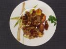 Salat : Warmer Bratkartoffel-Bratknödel-Bratwurstsalat - Rezept