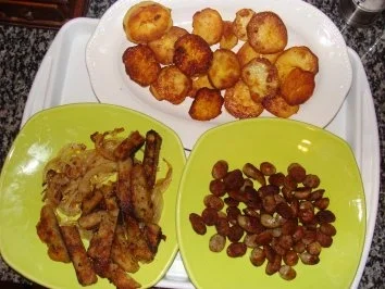 Rezept: Salat : Warmer Bratkartoffel-Bratknödel-Bratwurstsalat Bild Nr. 3 Salat : Warmer Bratkartoffel-Bratknödel-Bratwurstsalat - Rezept - Bild Nr. 3