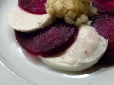 Rote Bete Carpaccio mit Apfelvinaigrette - Rezept - Bild Nr. 3