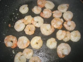 Rezept: Kürbis-Kartoffel-Suppe mit Garnelen Bild Nr. 4 Kürbis-Kartoffel-Suppe mit Garnelen - Rezept - Bild Nr. 4