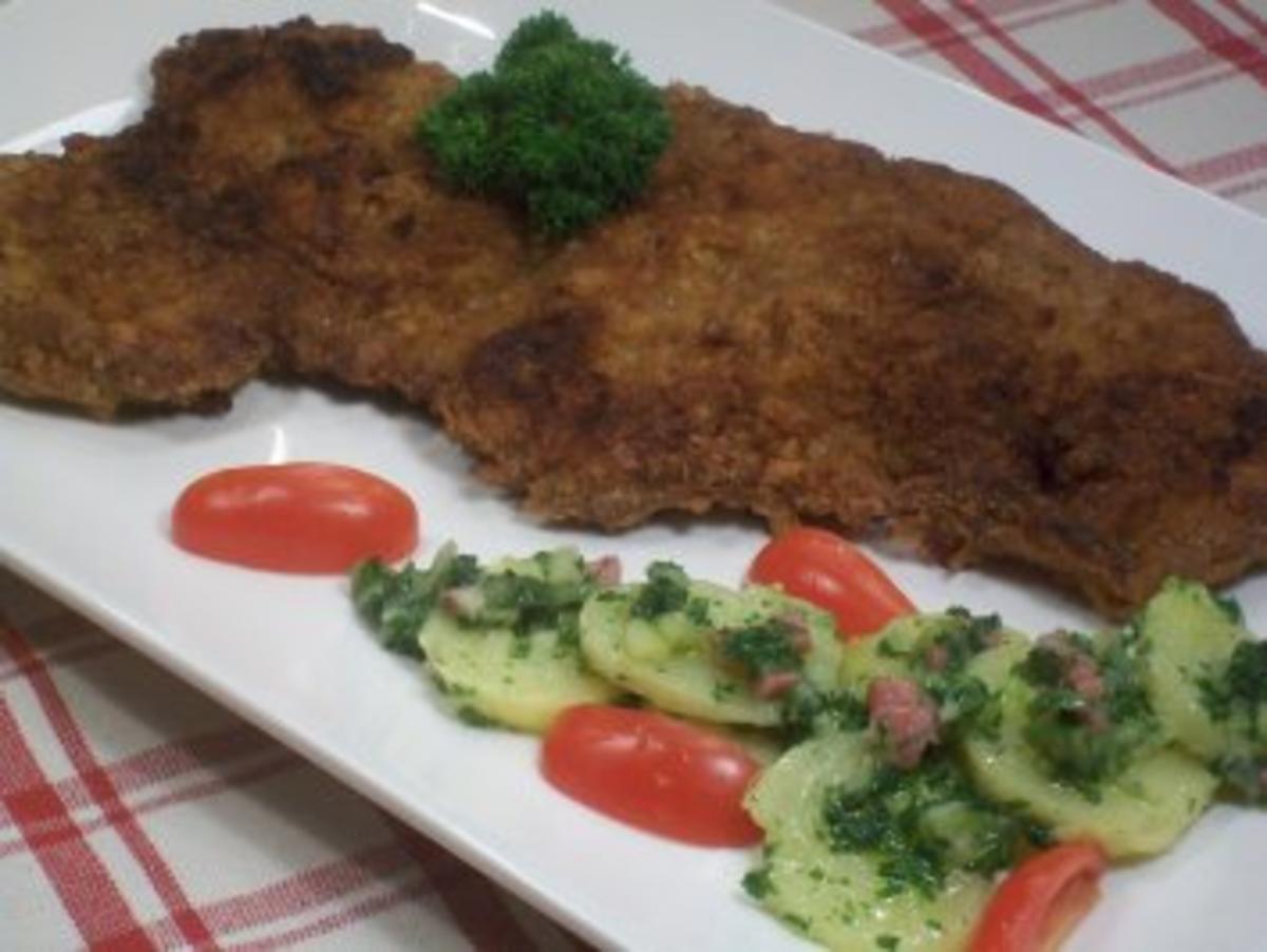 Bilder für Wiener Schnitzel an grünem Kartoffelsalat - Rezept