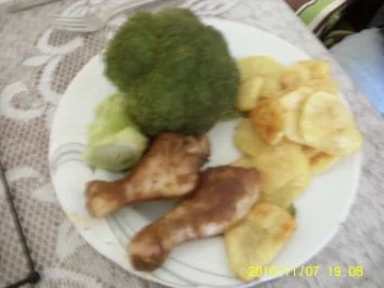 Rezept: "Hühnerkeulchen" im Bratschlauch mit Chips Bild Nr. 5 "Hühnerkeulchen" im Bratschlauch mit Chips - Rezept - Bild Nr. 5