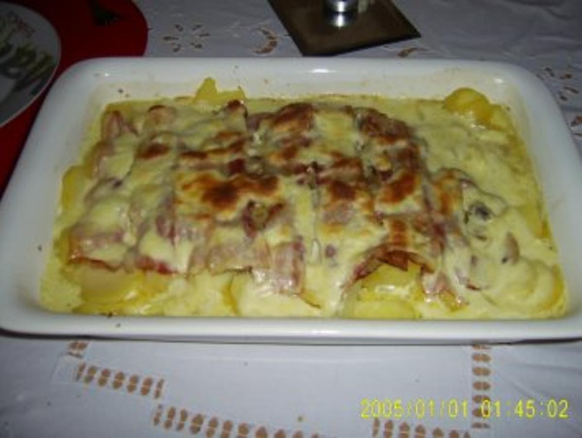 Kartoffel-Wurst-Auflauf - Rezept mit Bild - kochbar.de