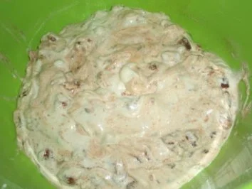 Strudel: Lebkuchenstrudel mit Rum-Rosinen - Rezept - Bild Nr. 3