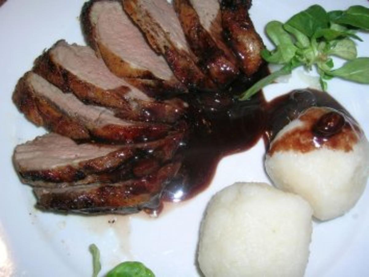 Enten(brust)-Sauerbraten, nicht verwechseln mit einem  herkömmlichen Sauerbraten - Rezept - Bild Nr. 2