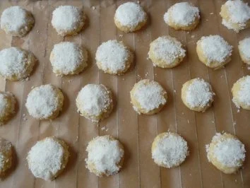 Mürbeteigkekse mit Kokoshaube... - Rezept - Bild Nr. 5