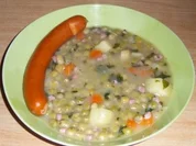 Erbseneintopf mit Debreciner Würstchen - Rezept