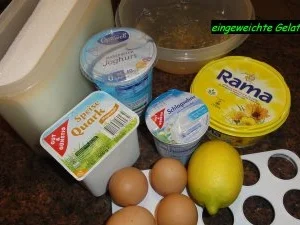 Biskuit:  JOGHURT - KÄSE- SAHNE - Rezept - Bild Nr. 2