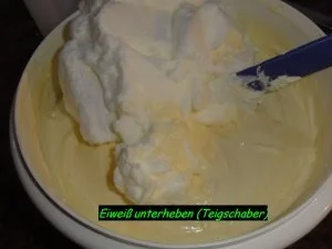 Biskuit:  JOGHURT - KÄSE- SAHNE - Rezept - Bild Nr. 5