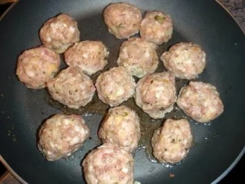 Rezept: Appenzeller Knödel Bild Nr. 2 Appenzeller Knödel - Rezept - Bild Nr. 2