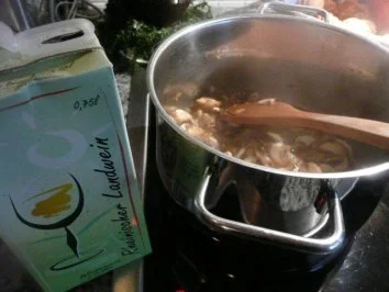 Rezept: SUPPE/Champignoncreme mit Lebercreme Bild Nr. 3 SUPPE/Champignoncreme mit Lebercreme - Rezept - Bild Nr. 3